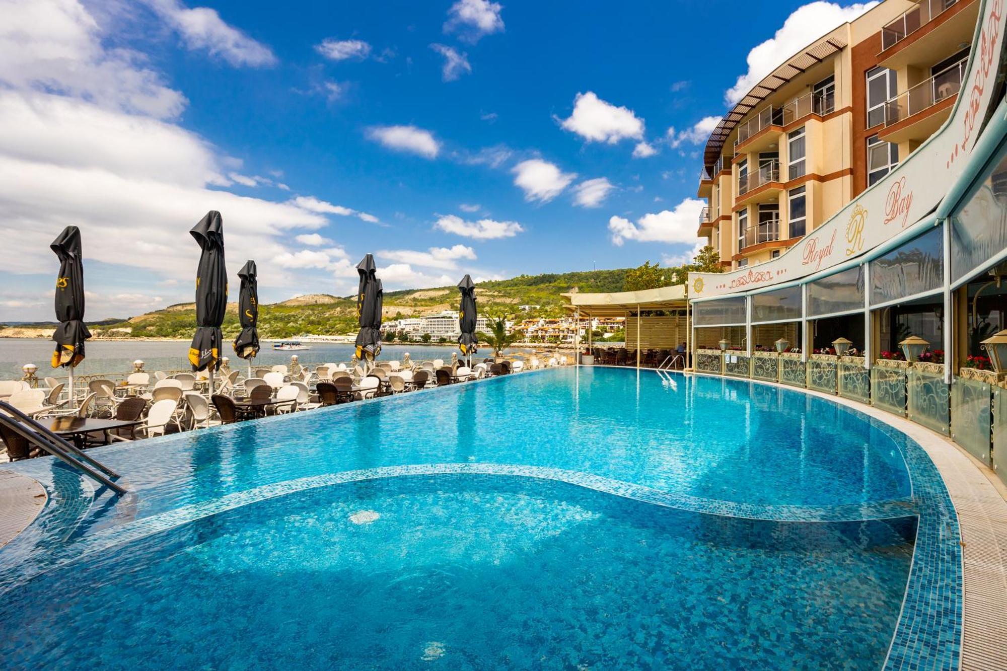 ОТЕЛЬ ROYAL BAY RESORT БАЛЧИК 4* (Болгария) - от 10897 RUB | NOCHI